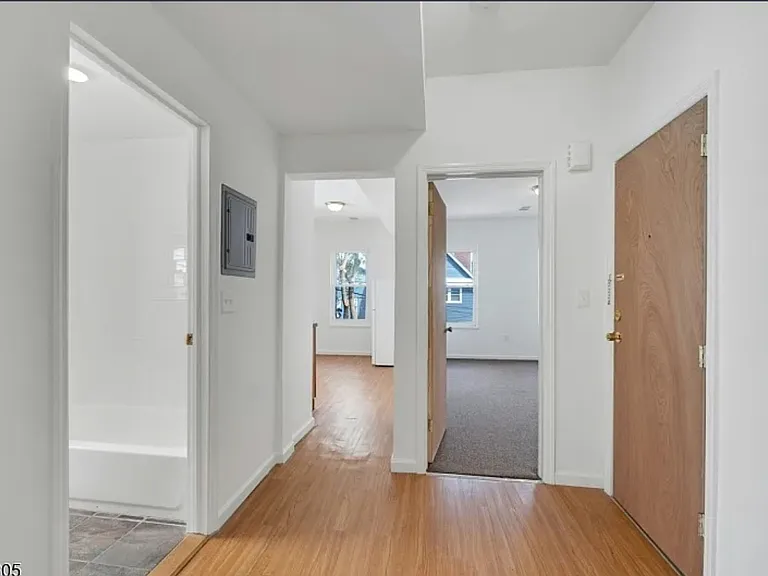 158 N 18th St — Photo 5
