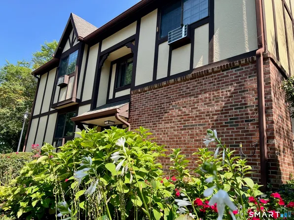 50 Aiken St APT 123, Norwalk, CT 06851