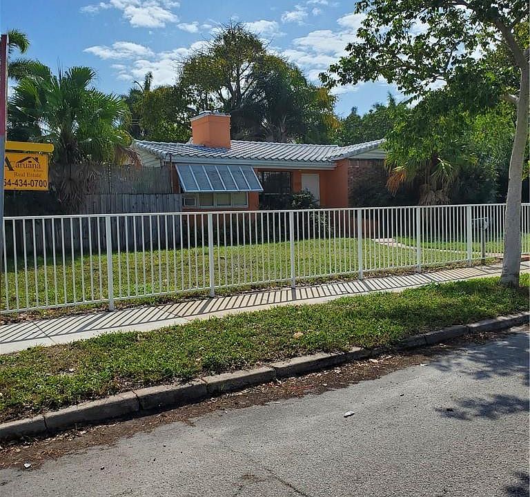 1st image of 1600 Jackson Street