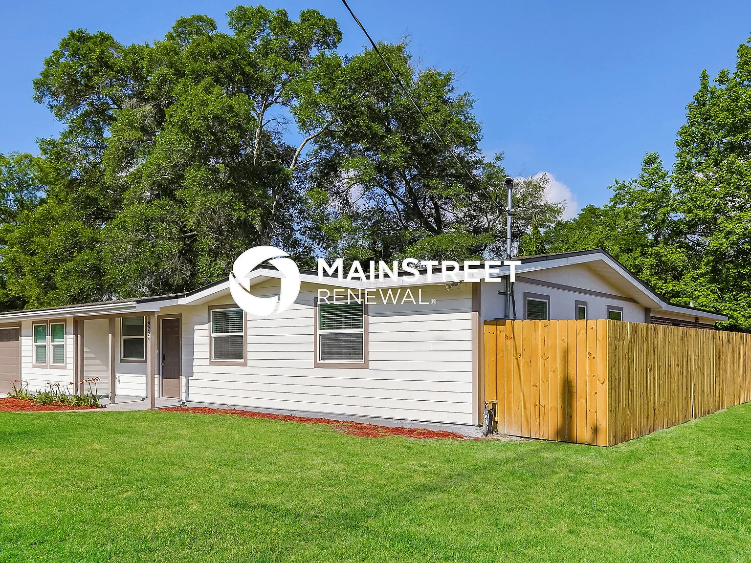 9724 Priory Ave — Photo 3