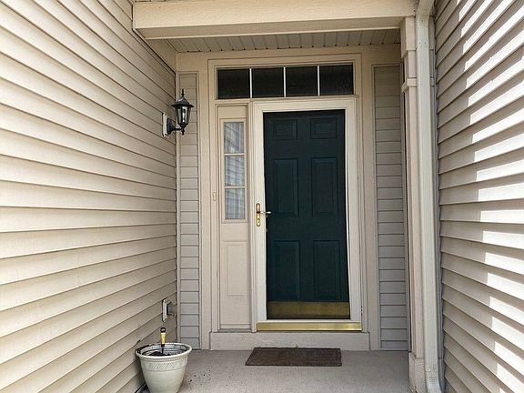2nd image of 1454 Quincy Bridge Ct