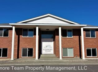 3 S Edison St APT B, Kennewick, WA 99336