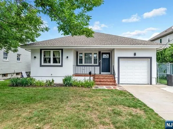 21-15 Exeter Pl, Fair Lawn, NJ 07410