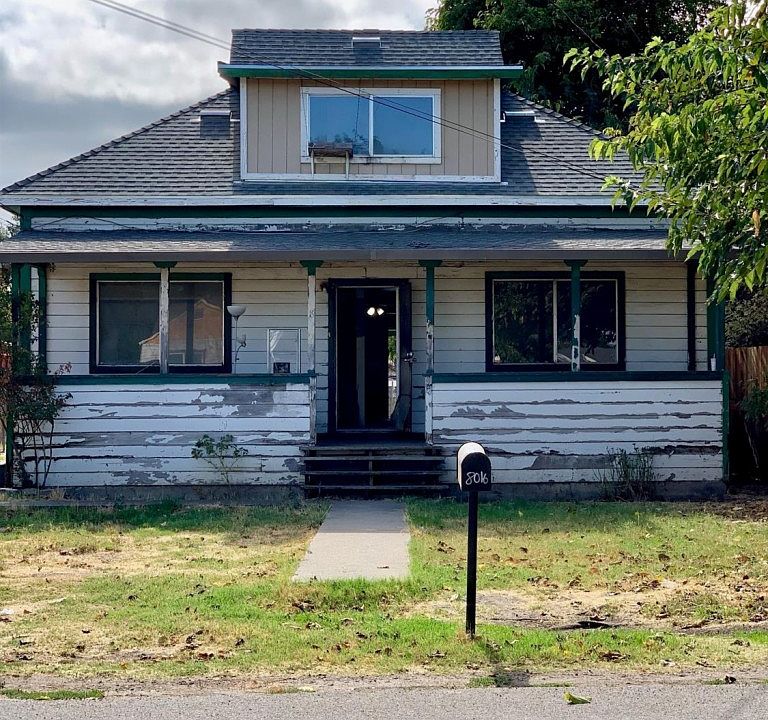 1st image of 8016 S Willow St