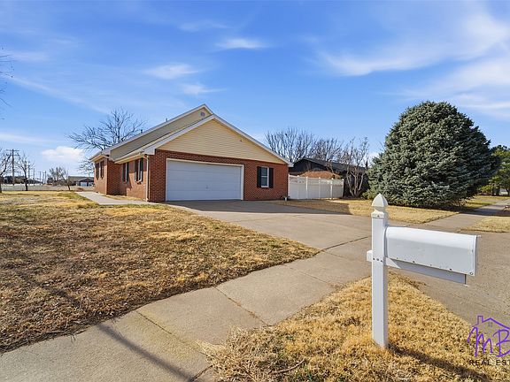 2nd image of 2717 N Campus Dr