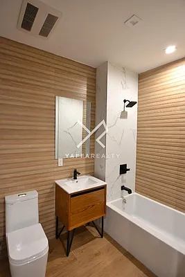 Rented by Yaffa Realty LLC | media 20