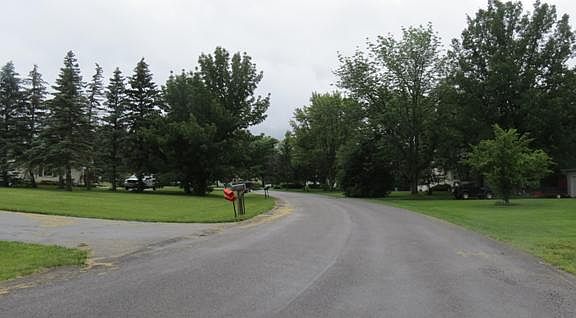 3rd image of 1298 Mary Dr