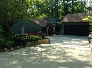 32 Timberidge Dr, Clover, SC 29710