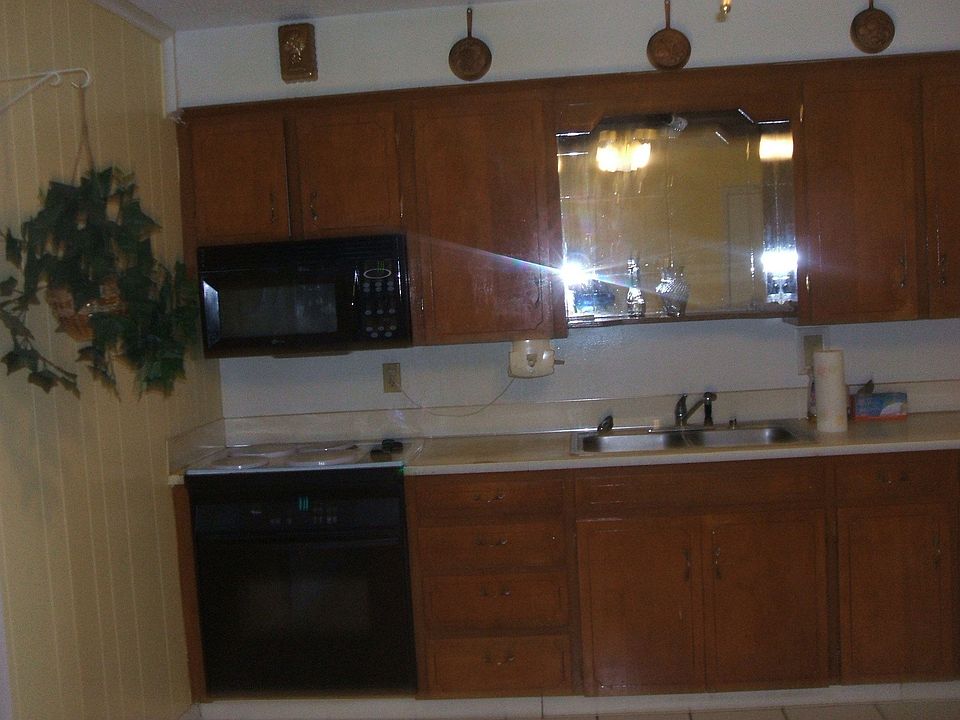 2nd image of 25 Halifax Ct