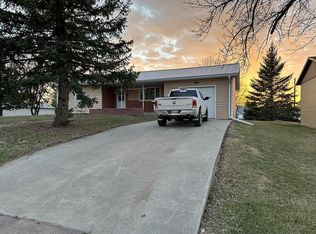 720 Logan Ave, Gregory, SD 57533
