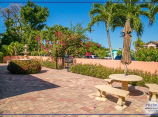 744 109th Ave N, Naples, FL 34108