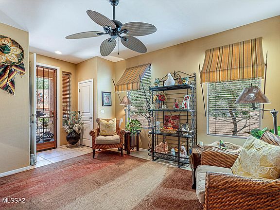 5th image of 407 W Astruc Dr