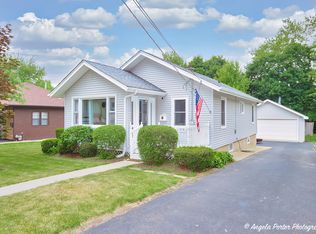 1056 Spafford St, Antioch, IL