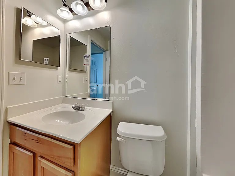 9140 Raptor Dr — Photo 16