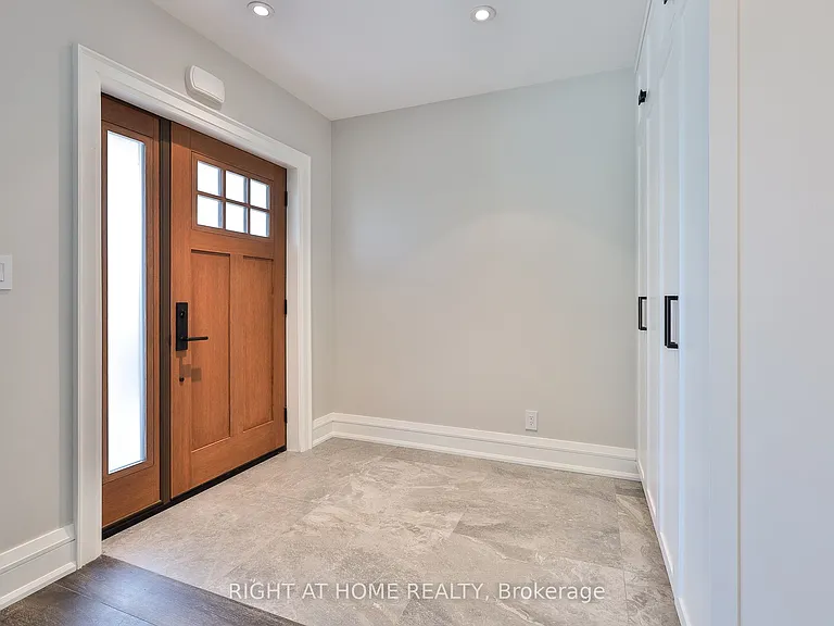232 Willard Ave — Photo 2