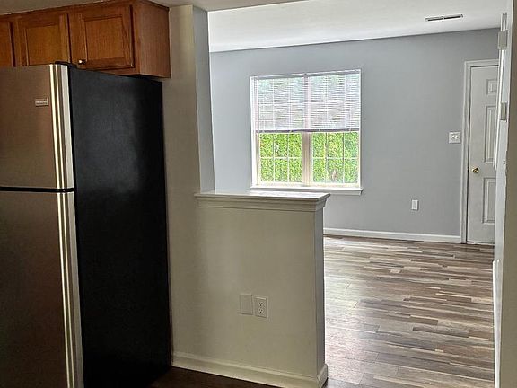 5th image of 3121 Sundial Rd