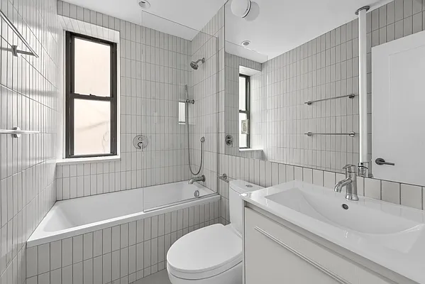 Sold by Compass | media 7