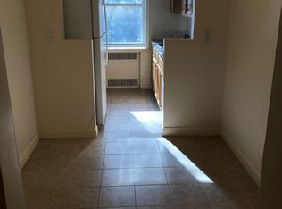 470 Pelham Rd APT 2C, New Rochelle, NY 10805