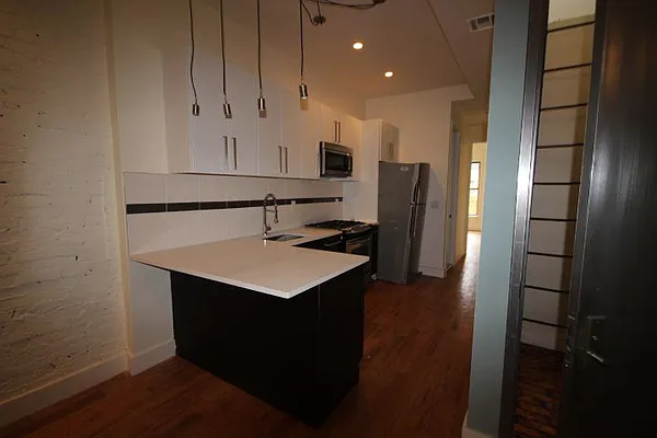 Rented by City View Living | media 6