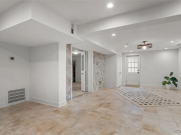 2nd image of 3305 Monument Ave #Basement