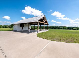 650 Water Tower Rd, Axtell, TX 76624