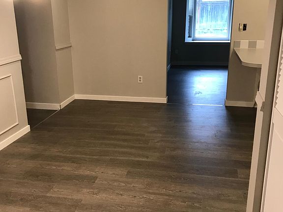 4th image of 15814 68th Avenue Ct E