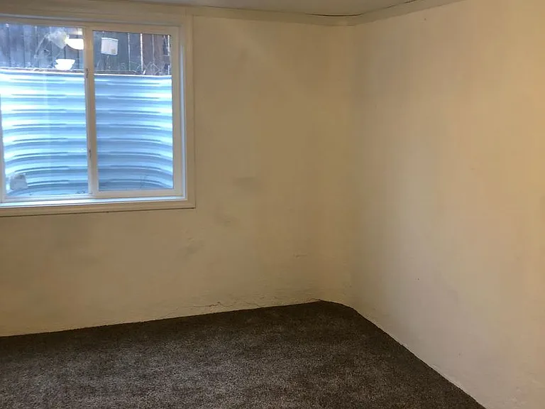 3917 W Hoffman Ave — Photo 9