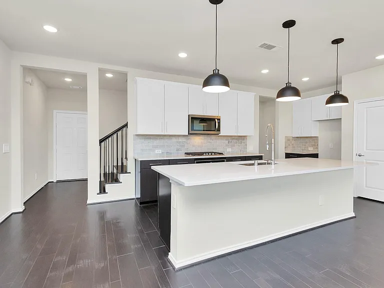 10320 Marston Vineyard St — Photo 2