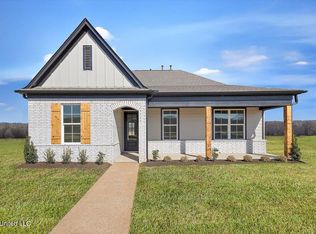 514 Bolivar Dr, Nesbit, MS 38651