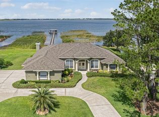 327 Hamilton Shores Dr NE, Winter Haven, FL 33881