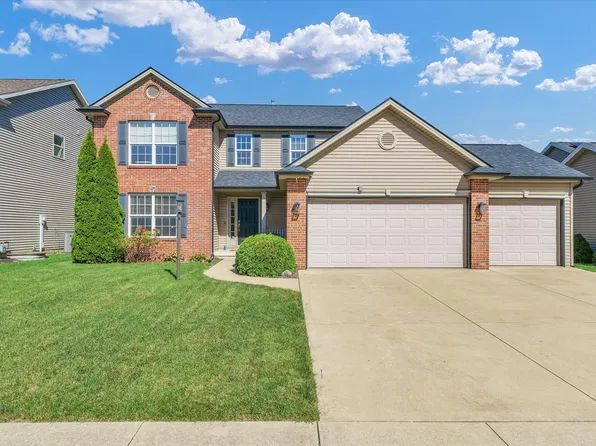 308 Preston St, Savoy, IL 61874