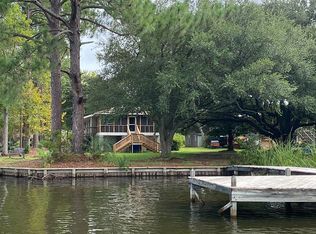 1533 Taw Caw Dr, Summerton, SC 29148