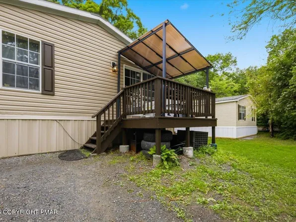 2549 Lynnwood Dr #L23, East Stroudsburg, PA 18302