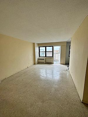 2nd image of 857 Underhill Ave #2109