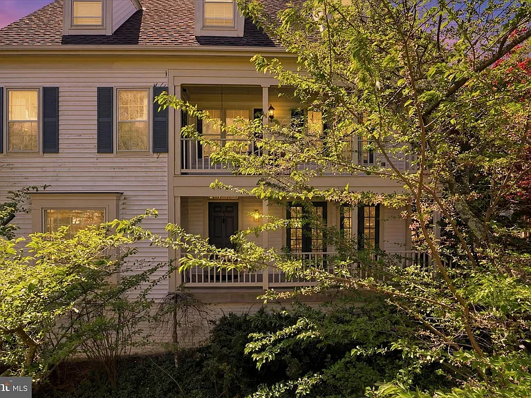 12845 Mill Brook Ct — Photo 1