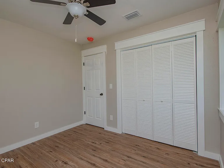 3119 W 23rd Ct — Photo 21