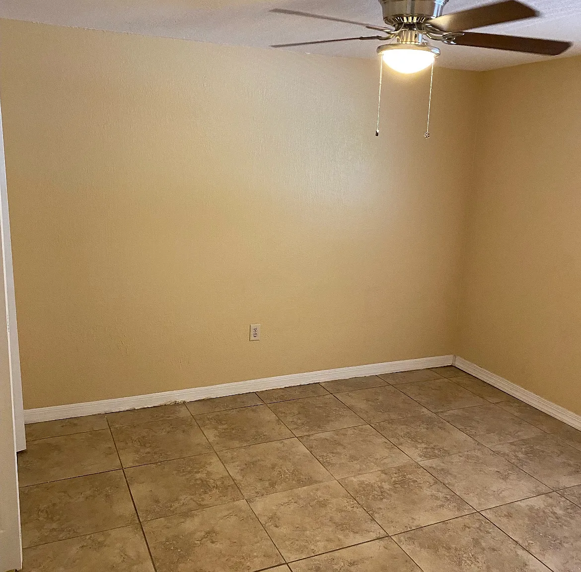 4508 60th Street Ct W — Photo 2