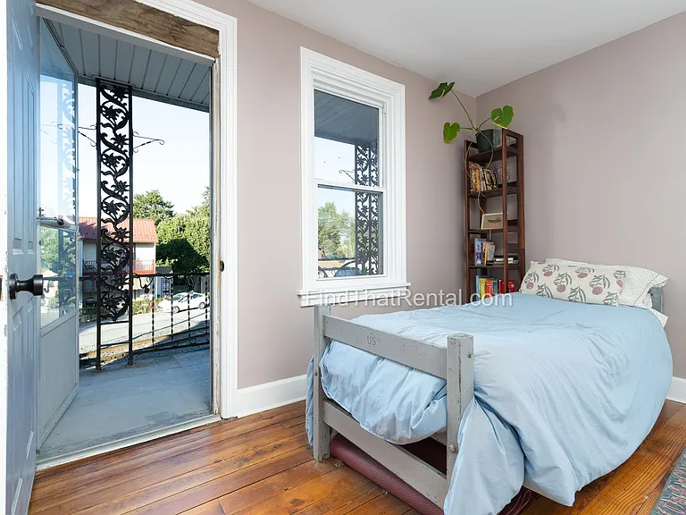 423 N Bedford St — Photo 18