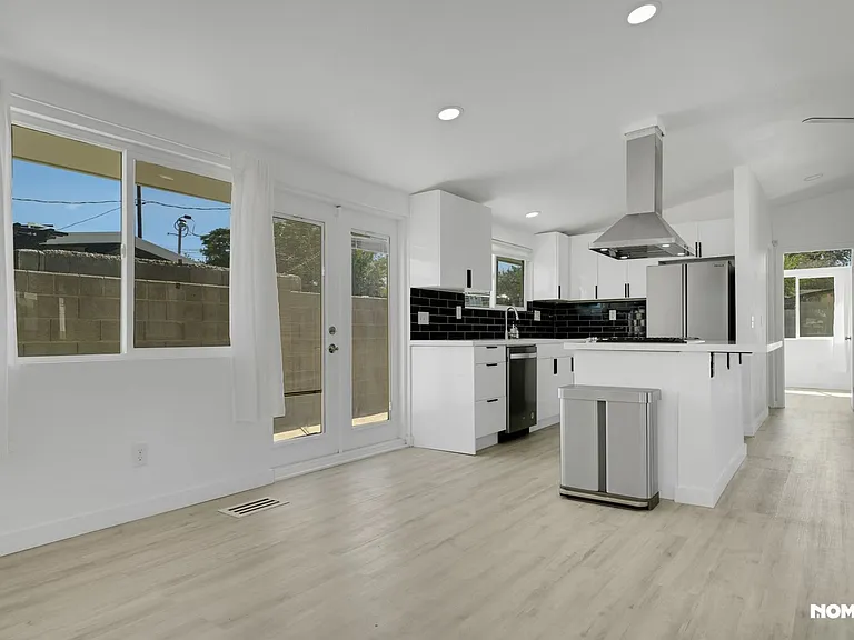 705 Osprey Cir — Photo 14