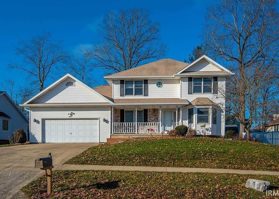 2nd image of 3824 S Laura Way