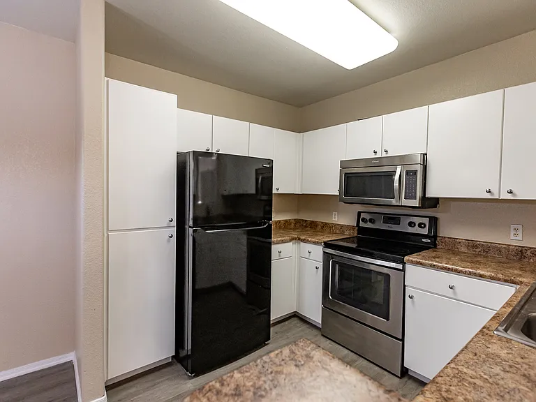1295 N Ash St #1026 — Photo 5