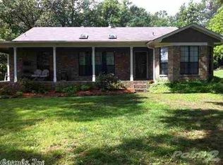 4 Harrod Place Dr, Conway, AR 72032