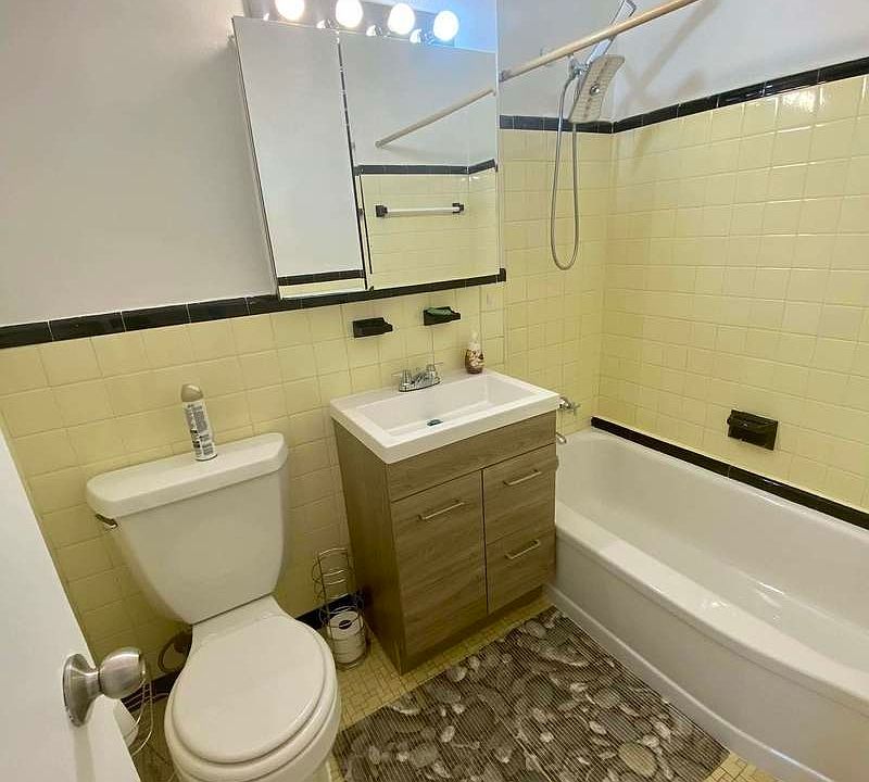 1st image of 9819 64th Ave APT 8C