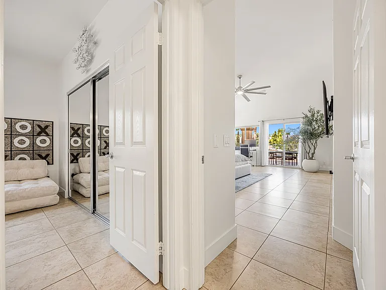 80302 Indian Springs Dr — Photo 4