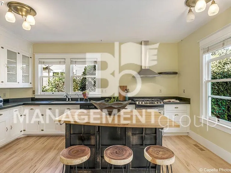 301 SW Nebraska St — Photo 9