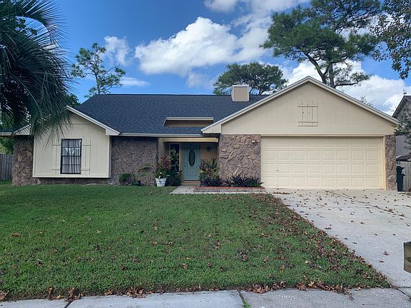 2nd image of 1015 Faircloth Ct