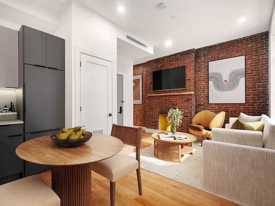 1st image of 61 W 70th St #2B