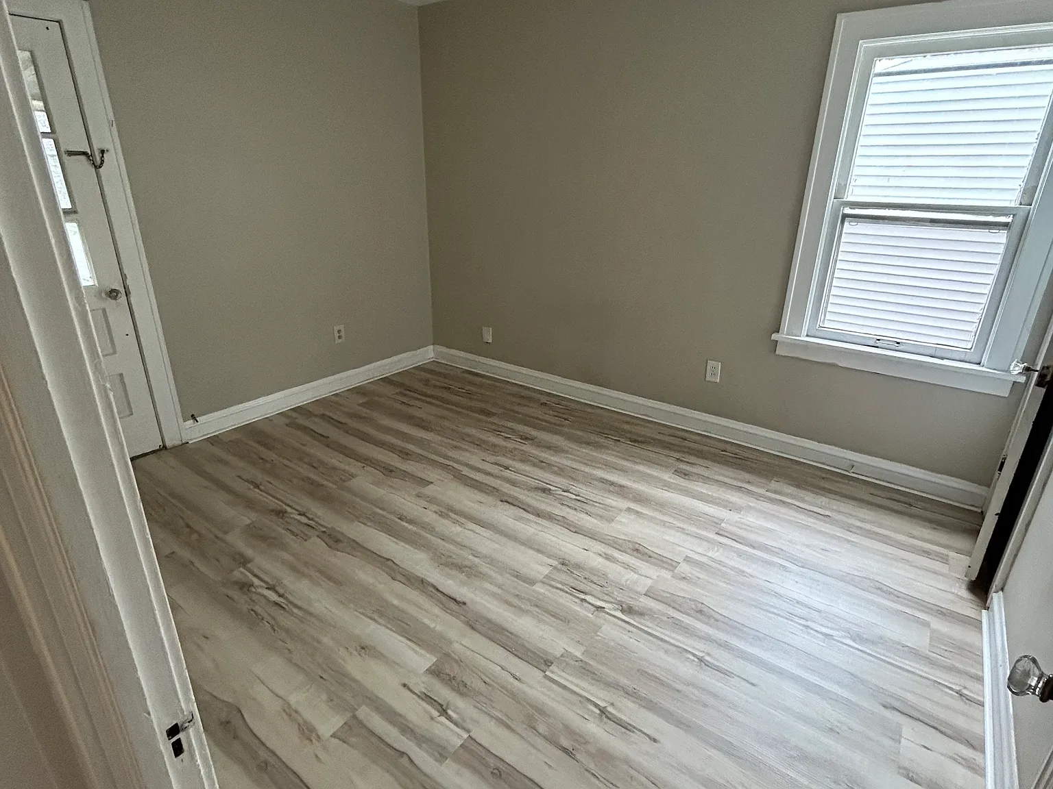 2 bed, 1100 sqft, $1,450 — Photo 3