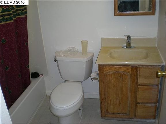 4th image of 2505 Maine Ave