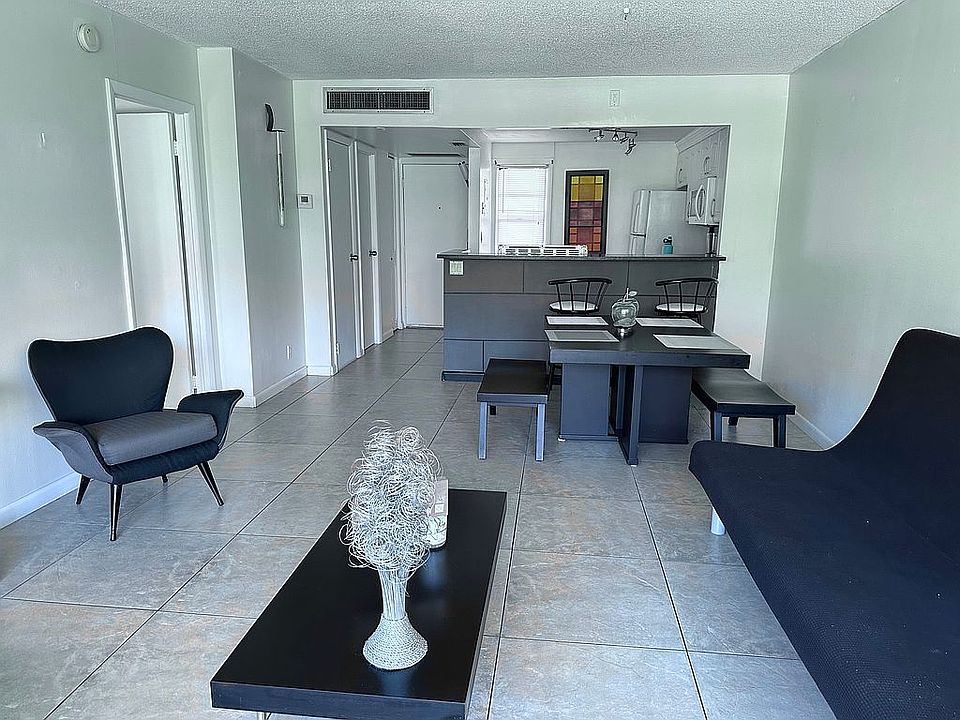 1st image of 3101 N Country Club Dr APT 309
